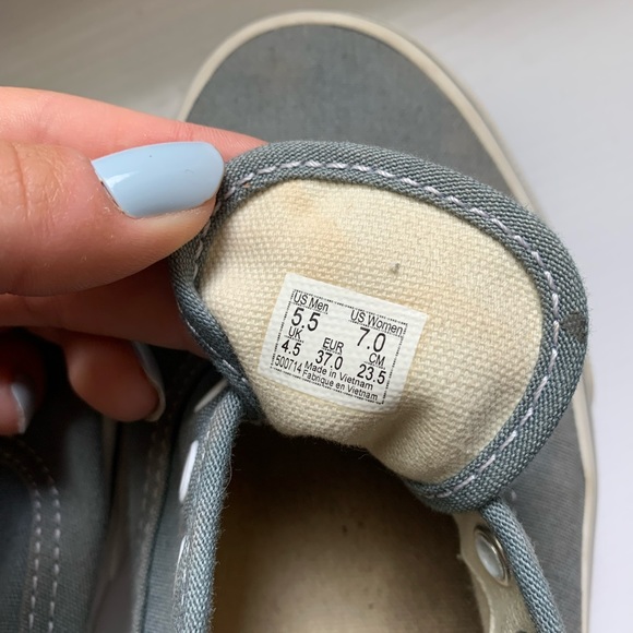 Vans - Picture 5 of 5